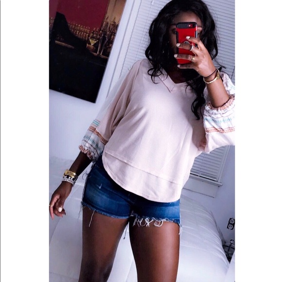 Free People Embroidered bubble sleeves Top - Picture 3 of 4